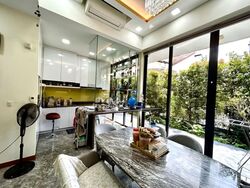 Sunrise Avenue (D28), Terrace #576691531